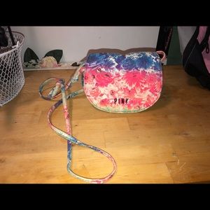 VS Small cross body bag